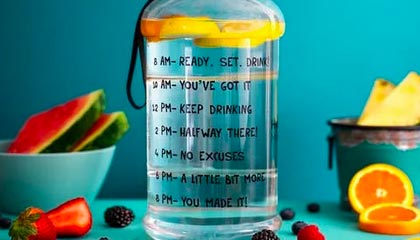 爱游戏app下载-曼联后防线三人缺阵调整成关键，曼联后卫线